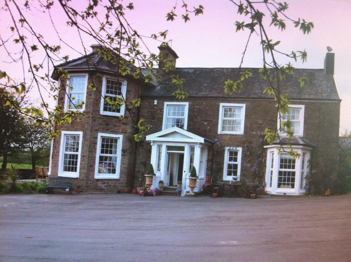 Villa The Old Rectory Pencoed Exterior foto